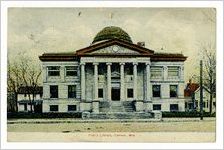 Postcard of Public Library, Oskosh, Wis.