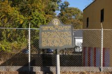 Cleburne Outflanked Left Wing, 17TH A.C. historical marker