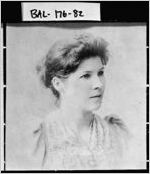 [Photograph of Henrietta Kincaid Chappell, Milledgeville, Baldwin County, Georgia, ca. 1900]