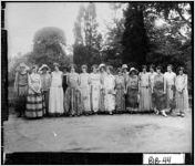 [Photograph of well-dressed ladies hosting a garden party, Macon, Bibb County, Georgia, 1922]