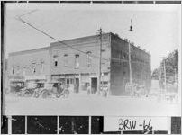 [Photograph of the intersection of Broad and Candler Streets, Winder, Barrow County, Georgia, 1920]