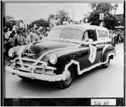[Photograph of a decorated car, Moultrie, Colquitt County, Georgia, 194-]
