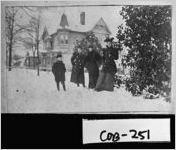 [Photograph of Dr. Aristicles Reynolds home, Marietta, Cobb County, Georgia, ca. 1900]