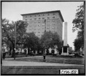 HOTEL SAVANNAH LOCATED OPPOSITE BEAUTIFUL JOHNSON SQUARE, RADIO IN EVERY ROOM. OPEN YEAR ROUND