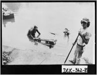[Photograph of DeKalb County Fire Department Diving Team rescue, Avondale Estates, DeKalb County, Georgia, 1971]