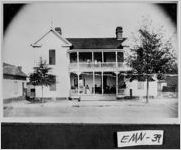 [Photograph of Stillmore Hotel, Stillmore, Emanuel County, Georgia, between 1910 and 1915]