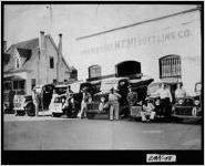 [Photograph of employees at the Swainsboro Nehi Bottling Company, Swainsboro, Emanuel County, Georgia, 193-]