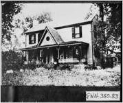 [Photograph of the exterior of the Winn home, Lawrenceville, Gwinnett County, Georgia, ca. 189-]