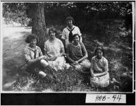 [Photograph of students sitting around a tree, Tallulah Falls, Habersham County, Georgia, ca. 1925]