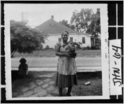 [Photograph of W.T. Pournell home, Wrightsville, Johnson County, Georgia, 1959 Oct]