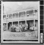 [Photograph of Brenau College girls at Besser Hotel, Dahlonega, Lumpkin County, Georgia, 1909 Nov.]
