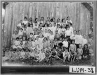 [Photograph of Garland School, Lumpkin County, Georgia, 1916 or 1917]