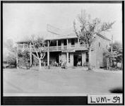 [Photograph of Tate's Hotel, Dahlonega, Lumpkin County, Georgia, between 1900 and 1920]