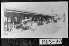 [Photograph of market, Columbus, Muscogee County, Georgia, ca. 1882-1910]
