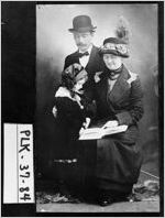 [Postcard of Ira and Eva Willingham with daughter, Cedartown, Polk County, Georgia, 1911 or 1912]