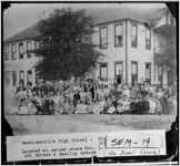 Donalsonville High School - Pri[...] Bri[...] Located on corner where Mrs. L. [...] 4th Street & Dowling Avenue