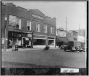 [Photograph of North Court Square, LaGrange, Troup County, Georgia, 1932]