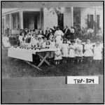 [Photograph of Dunson family gathered for a Sunday lunch, LaGrange, Troup County, Georgia, ca. 1908]