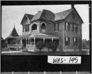 [Postcard of C. D. Shelnutt home, Sandersville, Washington County, Georgia, between 1900 and 1910]