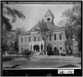 [Photograph of Sandersville Elementary and High School, Sandersville, Washington County, Georgia, 1898 Apr. 5]