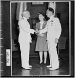 [Photograph of Lieutenant Commander Charles William Gunnels, Jr. receiving Distinguished Flying Cross, Annapolis, Maryland, 1946 Aug. 30]