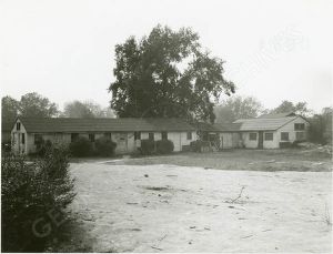 Hunt High School, Barracks Building, Peach County