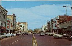 Broad Street Looking North, Thomasville, Ga.
