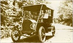 Automobile: circa 1915