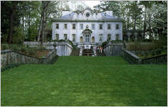 Swan House