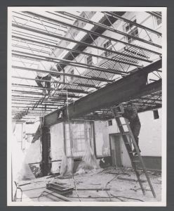 Campus construction, 1940s-1960s - Men working on site