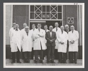 School of Medicine - Group portrait of faculty members