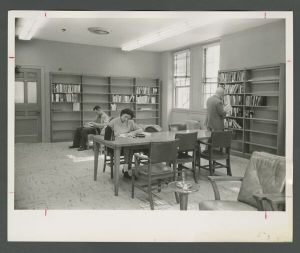 Library - Browsing room on third floor of Candler library