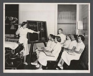 School of Medicine - Physics class for X-ray technicians
