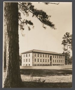 Miscellaneous buildings, 1960-1980 - Physics building exterior view