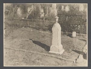 Administrators - Gravestone of Ignatius Few
