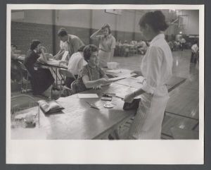 Registration - Student collects form