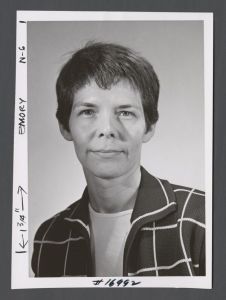School of Nursing - Mrs. Le Lewis