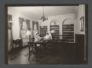 School of Nursing - Student nurses reading newspapers