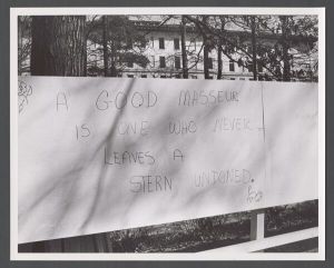 Graffiti, 1968 - Joke, "The good masseur..."