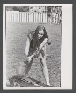 Students, groups, 1970s - Student playing carnival game
