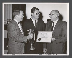 School of Medicine - John Willis Hurst wins award