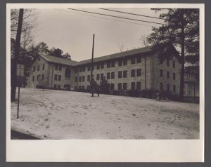 Unusual weather on campus - Snow fight in front of Alabama hall