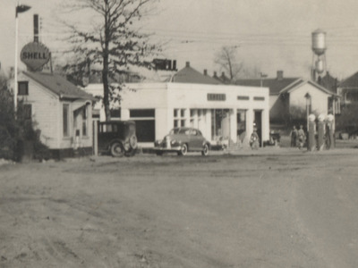 Fowler Shell Station