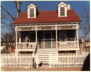 King-Tisdell Cottage