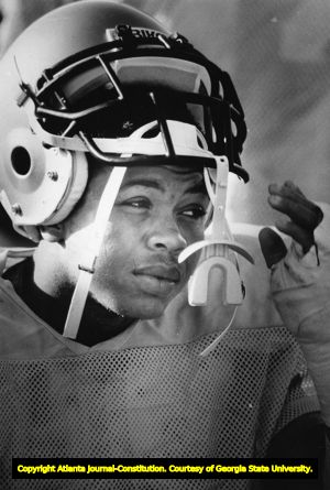 Georgia Tech's Jerry Mays during practice after an injury, 1986
