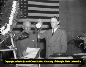 Newly elected mayor of Atlanta William B. Hartsfield taking the oath of office, 1937