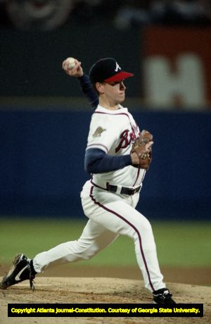 Tom Glavine earns the win for the Braves, World Series Game Two, 1995