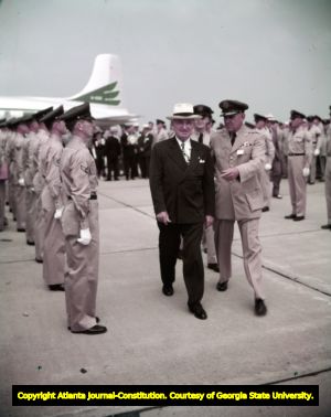 President Truman arriving in Tennessee by plane, 1951