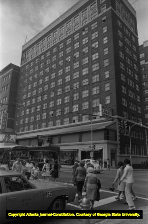 Henry Grady Hotel exterior set for demolition, 1972