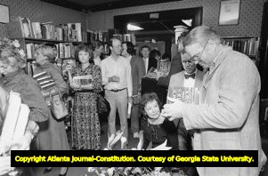 Author Pat Conroy at a book signing event at the Old New York Book Shop, 1987